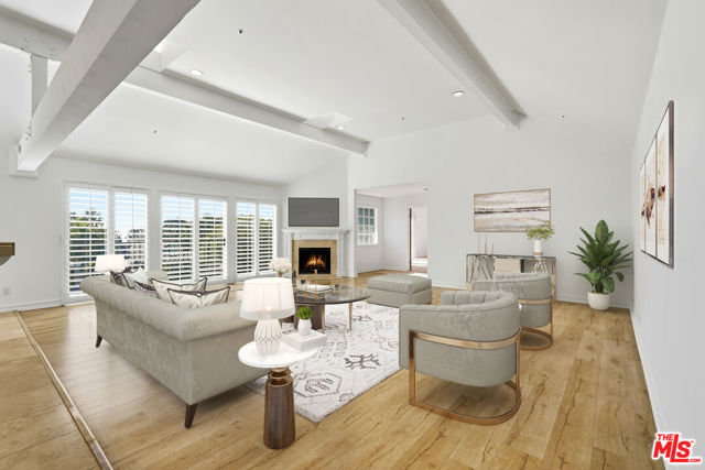 31763 Cottontail Lane, Malibu CA: https://media.crmls.org/mediaz/dec0fca8-cb73-4335-a749-1f59bb5ef54e.jpg