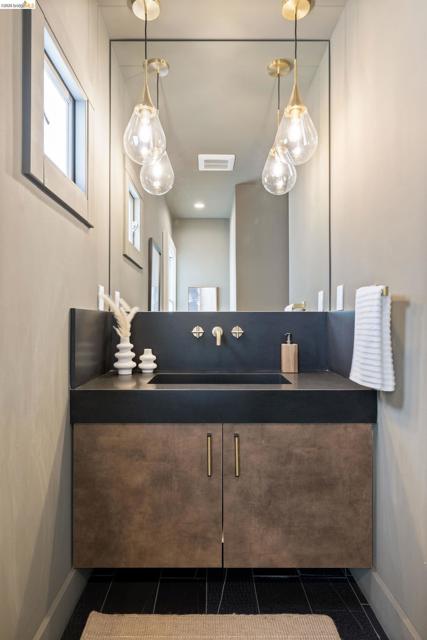 Image 3 of 49 For 636 56th St  