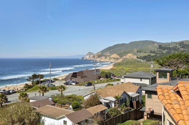 1198 Main Street, Montara CA: https://media.crmls.org/mediaz/dec292bb-87d1-4844-9d89-722f6778eb9c.jpg