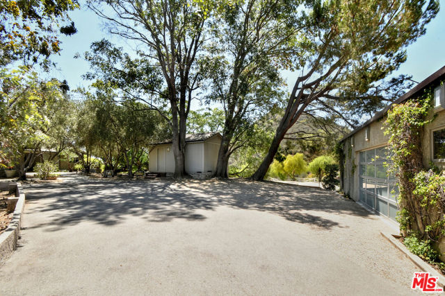 Drew Fenton | 25700 Mulholland Highway Calabasas CA | MLS: 7341247