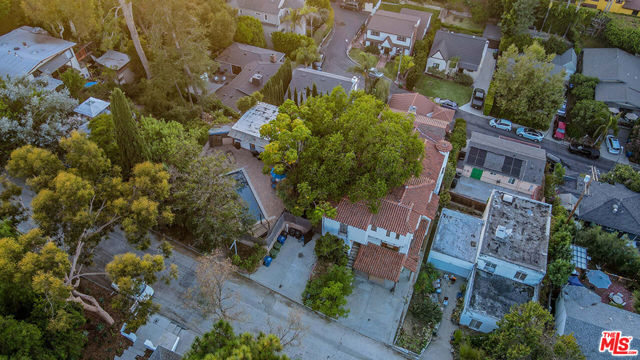 3131 & 3135 Oakcrest Drive, Los Angeles CA: https://media.crmls.org/mediaz/dec2da94-bea2-4fcf-9988-658a7863027a.jpg