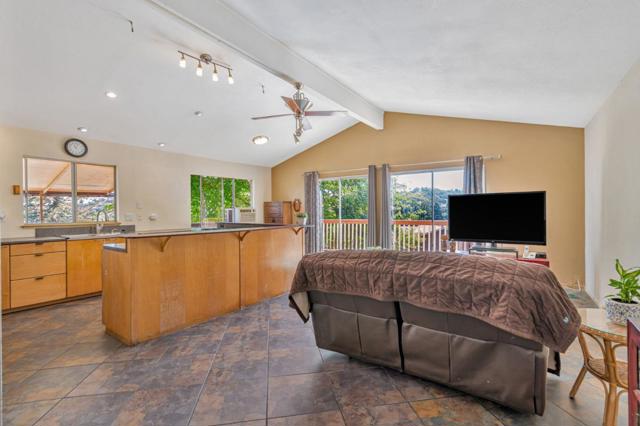 3504 SUNRISE Court, Martinez CA: https://media.crmls.org/mediaz/dec31eb1-b226-4f4d-98c3-d22e302c2af7.jpg