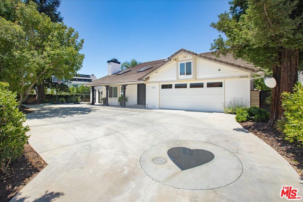 29018 Saddlebrook Drive