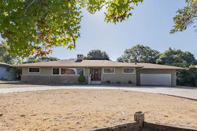 11745 Tam Oshanter Drive, Salinas CA: https://media.crmls.org/mediaz/dec6840d-f825-4e6d-9052-709ec1eb6820.jpg