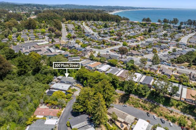 300 Plum Street, Capitola CA: https://media.crmls.org/mediaz/dec6f6d4-3e1a-4ffc-aa93-740fda0d8d85.jpg