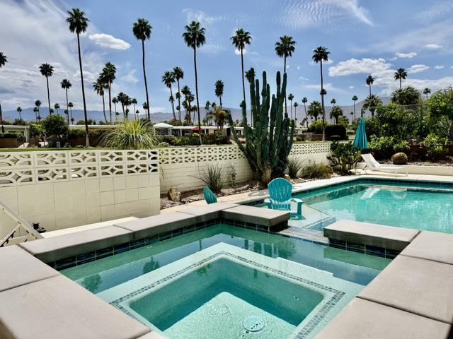 73607 18th Fairway Lane, Palm Desert CA: https://media.crmls.org/mediaz/dec76d56-72dd-4ce6-a9f7-18c83e2b1759.jpg