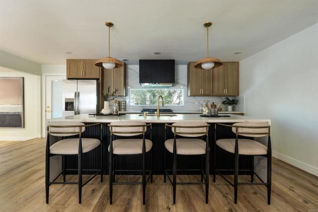 Detail Gallery Image 8 of 32 For 2275 Ivy Rd, Oceanside,  CA 92054 - 3 Beds | 2 Baths