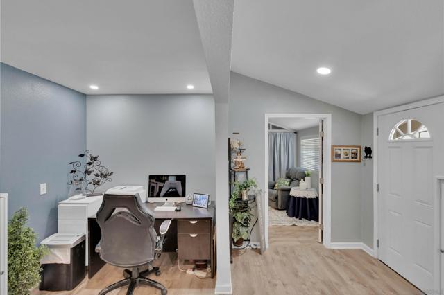 Image 7 of 58 For 44673 Holtville Avenue