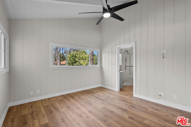 5656 Penfield Avenue, Woodland Hills CA: https://media.crmls.org/mediaz/decaaed3-75b3-476a-9306-26f35da7ae28.jpg
