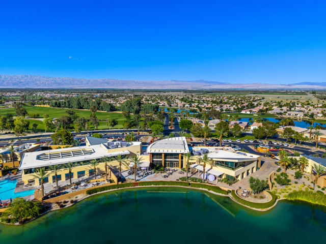 81290 Barrel Cactus Road, La Quinta CA: https://media.crmls.org/mediaz/decada92-4701-4c74-a925-69b8d6c08cb3.jpg