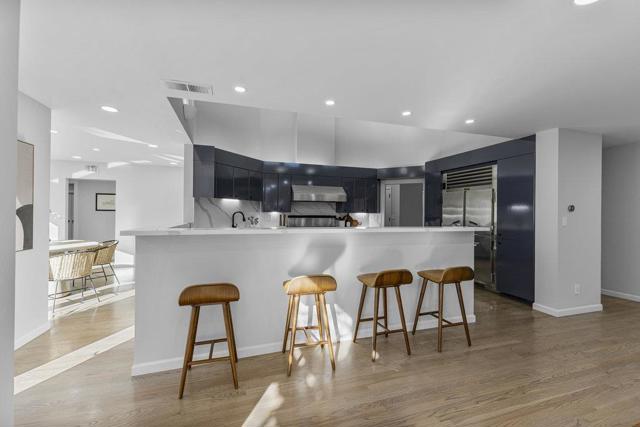 1621 El Sereno Court, Los Altos CA: https://media.crmls.org/mediaz/decb50f3-b70a-4c2e-a80e-7531d5e4ca75.jpg