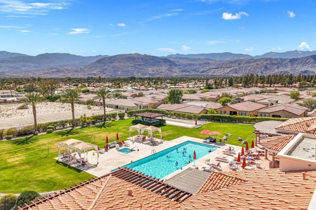 2108 Via Calderia, Palm Desert CA: https://media.crmls.org/mediaz/decb5415-d98e-4816-b6ea-d588ede00f9b.jpg