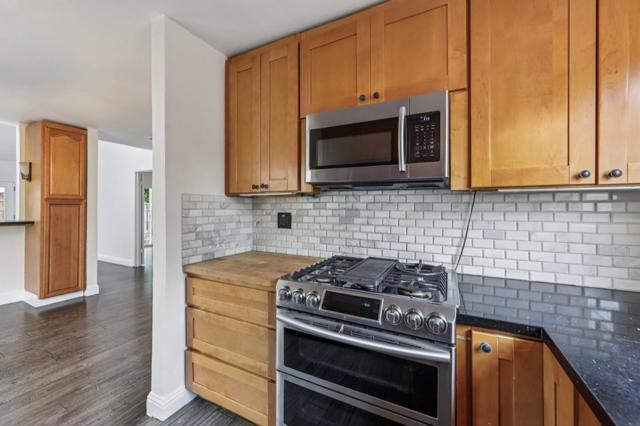 1040 N Capitol Avenue, San Jose CA: https://media.crmls.org/mediaz/decb98a6-07ce-46b7-85b2-c9b4aa693ec6.jpg