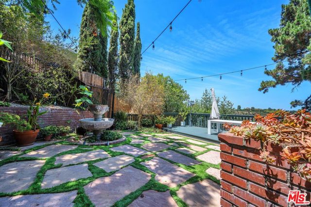 4 Bed Home for Sale in Los Angeles, California