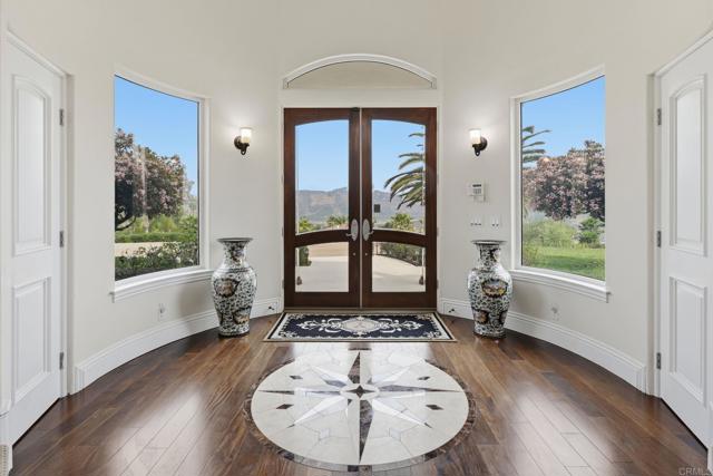 Detail Gallery Image 8 of 74 For 3611 Monserate Hill Ct, Fallbrook,  CA 92028 - 4 Beds | 4/1 Baths