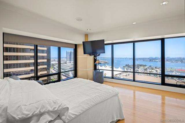 100 Harbor Dr, San Diego CA: https://media.crmls.org/mediaz/decca8f8-88ef-4990-b43f-d48d82b60101.jpg