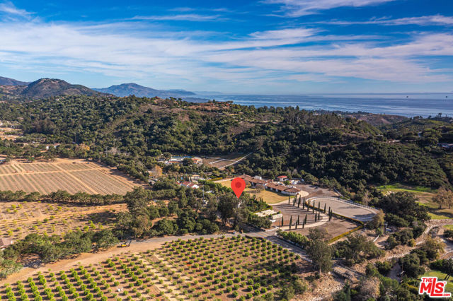 2347 E Valley Road, Santa Barbara CA: https://media.crmls.org/mediaz/decdd3e3-45f2-4f94-8675-d5ea481f5f6a.jpg