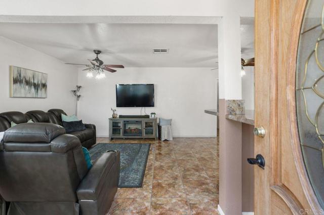 Image 3 of 40 For 1509 Loretta Street