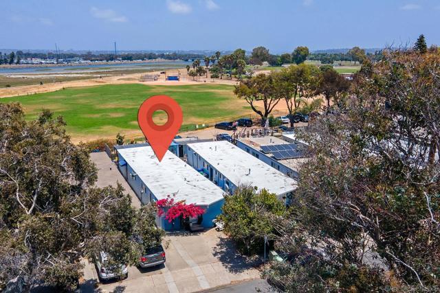 5038 40 W Point Loma Blvd, San Diego CA: https://media.crmls.org/mediaz/ded1b3f5-db2a-4215-b93e-545b8ccc7b14.jpg
