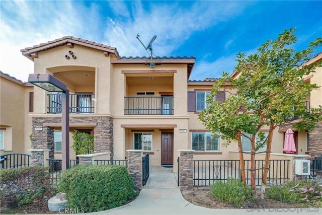 8011 City View Pl, Rancho Cucamonga CA: https://media.crmls.org/mediaz/ded24931-0a79-44c2-ac0c-7c987556a964.jpg