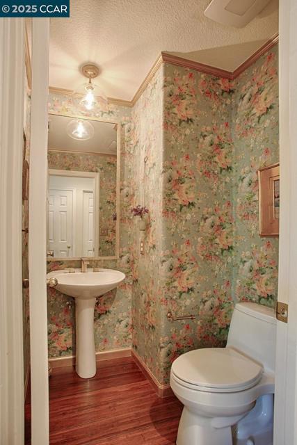 1409 Dumaine St, Concord CA: https://media.crmls.org/mediaz/ded3311f-08fc-4ae0-864f-c49436327e84.jpg