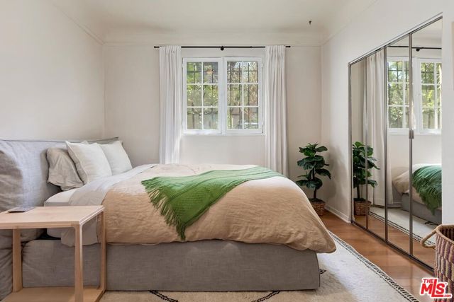 1345 N Hayworth Avenue, West Hollywood CA: https://media.crmls.org/mediaz/ded37b4c-3e38-44da-a900-ba26d1871262.jpg