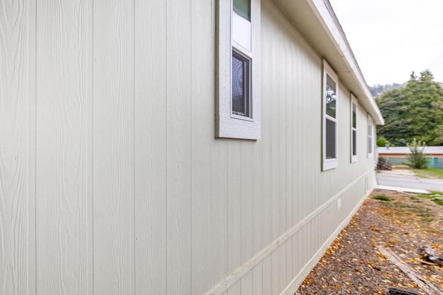 22899 Byron Rd, Crestline CA: https://media.crmls.org/mediaz/ded45eab-f467-47f9-87d3-d5efa441fca4.jpg