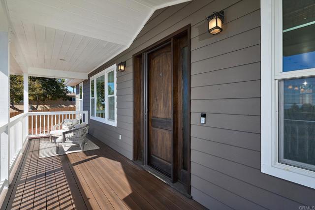 Detail Gallery Image 18 of 42 For 3768 Skyline Rd, Carlsbad,  CA 92008 - 4 Beds | 2/1 Baths