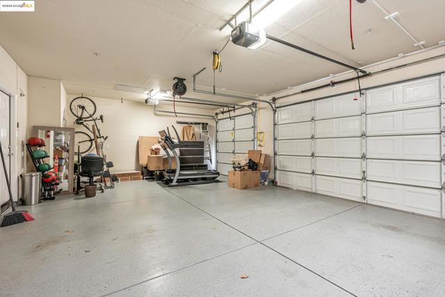 43 Sorrel Ct, Oakley CA: https://media.crmls.org/mediaz/ded614ee-2878-472d-8778-ebb639c60825.jpg