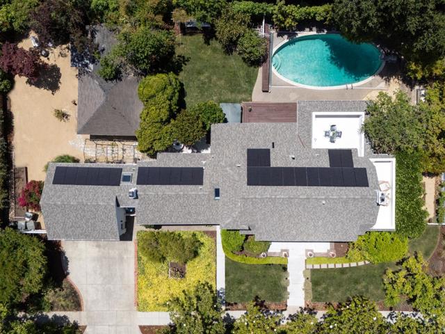 1404 Bryant Street, Palo Alto CA: https://media.crmls.org/mediaz/ded69208-be1e-4d64-b1bd-4c0cfbde83ea.jpg