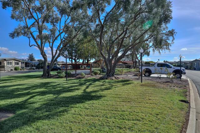 275 Burnett Ave, Morgan Hill CA: https://media.crmls.org/mediaz/ded7d285-ccdf-4dcd-99f0-a518a3084f7c.jpg