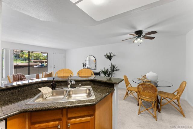 12550 Carmel Creek Rd, San Diego CA: https://media.crmls.org/mediaz/ded7d9b3-9d8d-4e9c-a27d-b547d7bb6264.jpg