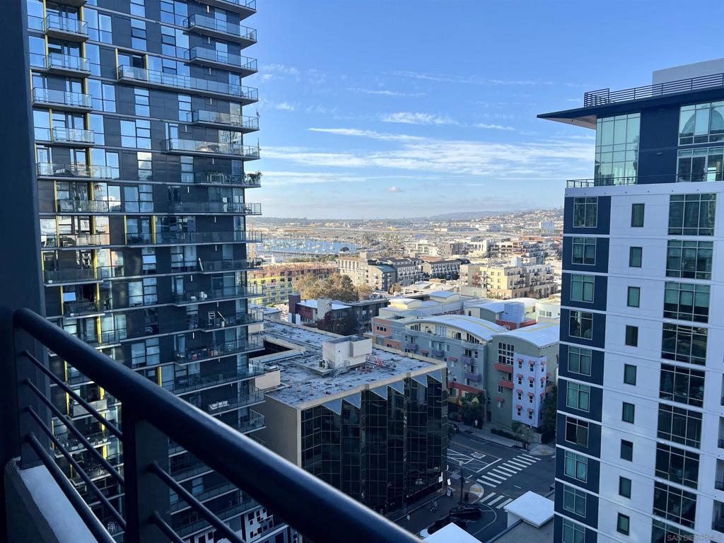 425 Beech St - photo 11