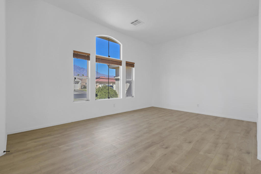 MLS #219136424DA image #2