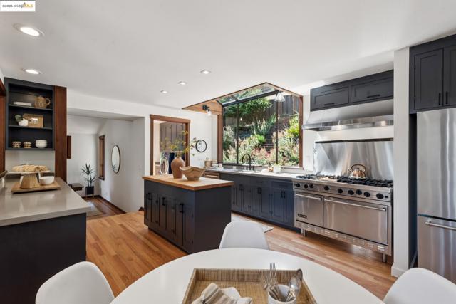 737 Woodhaven Rd, Berkeley CA: https://media.crmls.org/mediaz/dedcc536-9b01-4fab-884e-e5e3816a0ac3.jpg