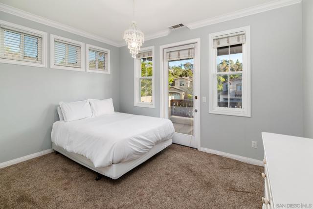 6393 Paseo Aspada, Carlsbad CA: https://media.crmls.org/mediaz/dedd02eb-856c-459b-893b-5168a4e69838.jpg