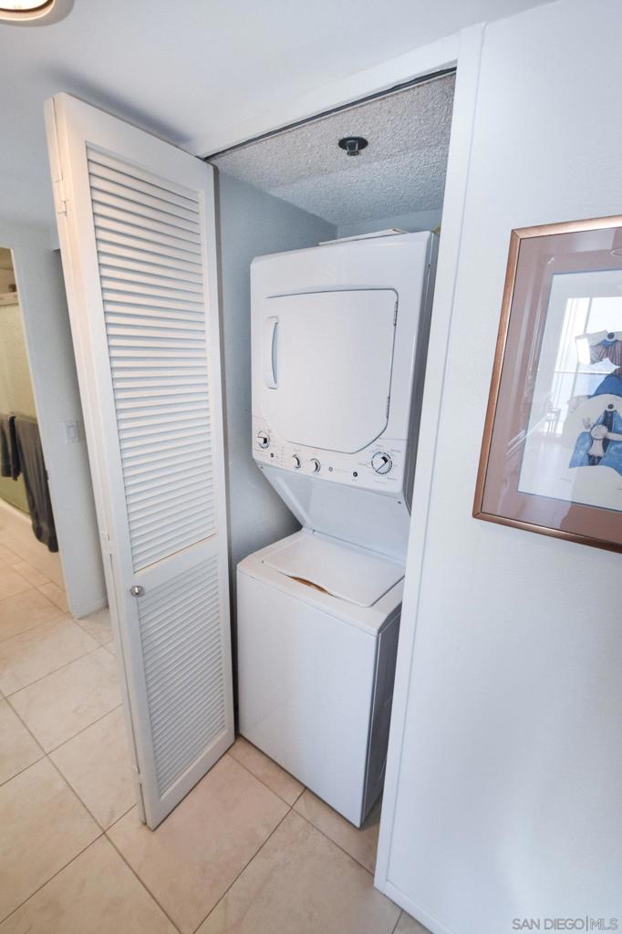 MLS #250021804SD img 9