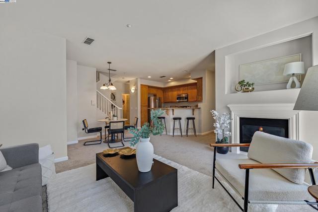 3391 Monaghan St, Dublin CA: https://media.crmls.org/mediaz/dede185b-2826-430d-a060-58faf1393561.jpg