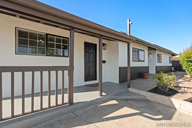 9476 Terrywood Road, Santee CA: https://media.crmls.org/mediaz/dede7b18-7fbf-4b11-ab1e-6fe423108f67.jpg