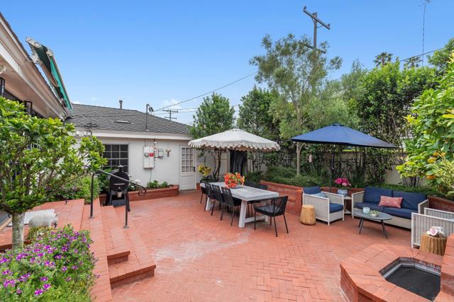 315 Mira Monte, La Jolla CA: https://media.crmls.org/mediaz/dedfda4e-d5b0-4f98-8366-cd1fca2c7af5.jpg