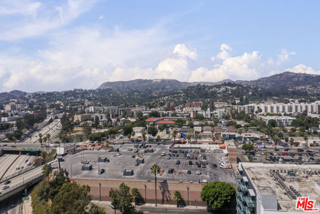  Commercial for Sale in Los Angeles, California