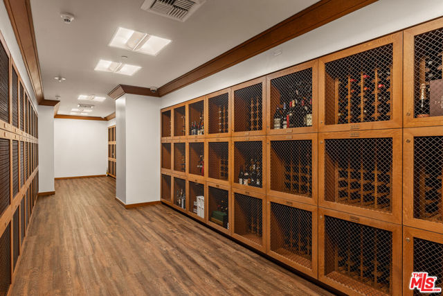 10727 Wilshire Boulevard, Los Angeles CA: https://media.crmls.org/mediaz/dee02ea6-7833-4b3a-9da3-2517039b54b9.jpg