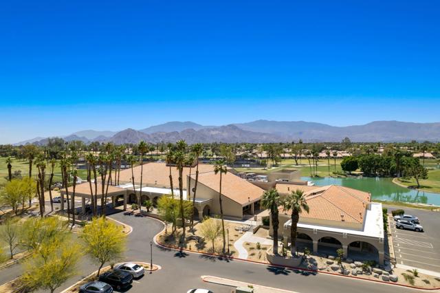 77361 Preston Trail, Palm Desert CA: https://media.crmls.org/mediaz/dee03e70-e59e-4cc3-80e7-d0eb99b95fe5.jpg