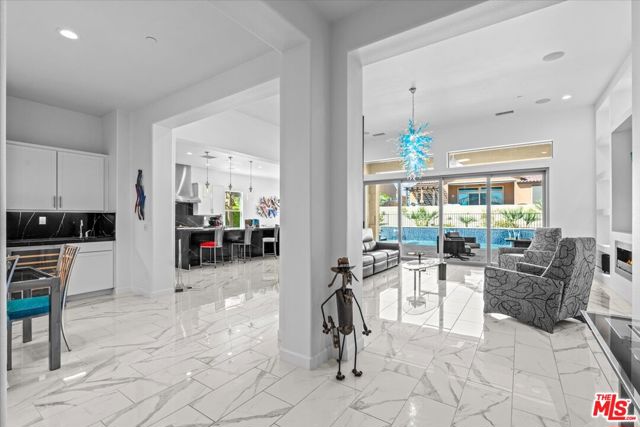 14 Merlot, Rancho Mirage CA: https://media.crmls.org/mediaz/dee07515-3760-41c3-b8f0-f83f6795c241.jpg