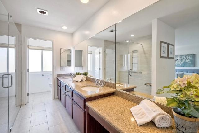10434 Woodchuck Pt, San Diego CA: https://media.crmls.org/mediaz/dee0da4b-ceea-4e72-bd7d-f5507e47ebda.jpg