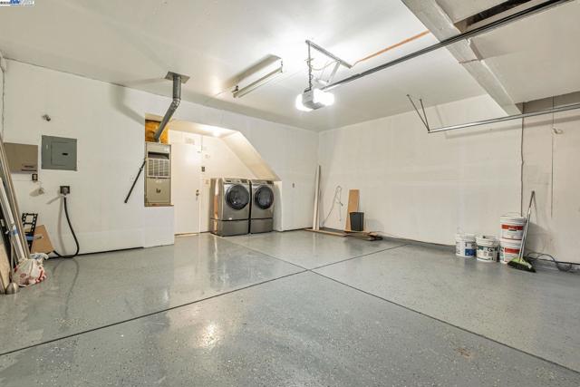 4834 Garnet Cmn, Fremont CA: https://media.crmls.org/mediaz/dee10879-66fa-446d-8808-836f9361c886.jpg