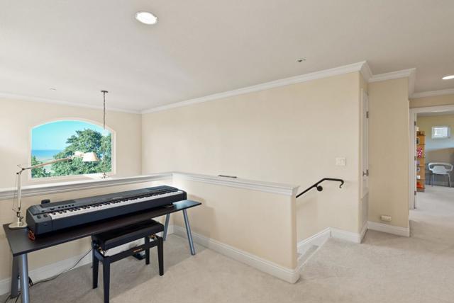 454 Upper Road, San Rafael CA: https://media.crmls.org/mediaz/dee193c4-1ec8-4c68-8b55-0e378111c369.jpg