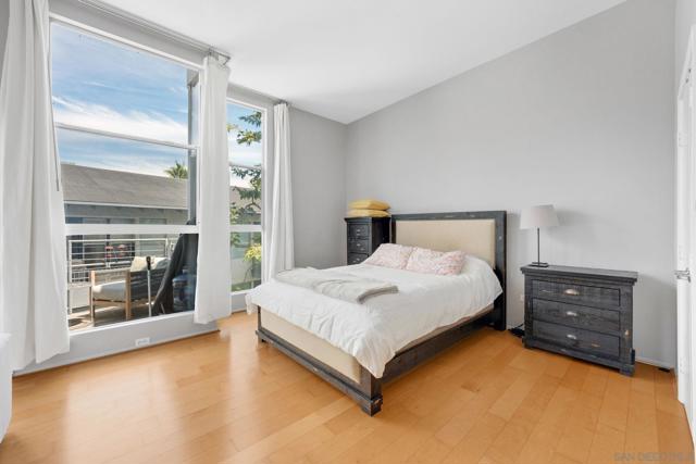 120 Island, San Diego CA: https://media.crmls.org/mediaz/dee199d5-1c1f-4397-b4d6-269ce0c1e987.jpg