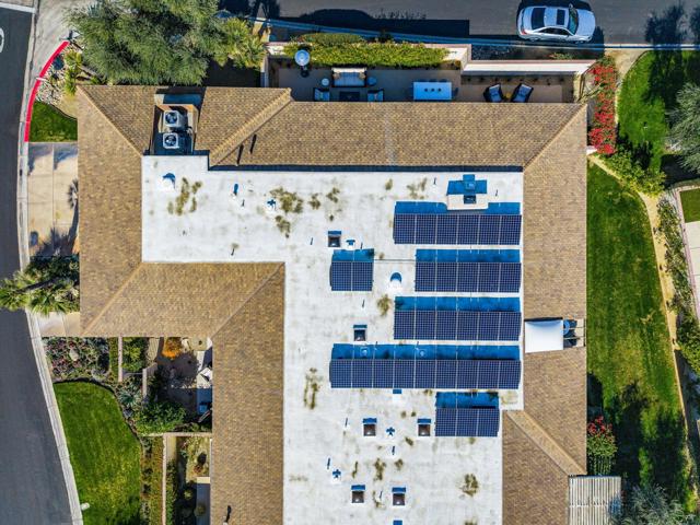 1 Cornell Drive, Rancho Mirage CA: https://media.crmls.org/mediaz/dee3910e-12d3-4a14-91a6-76f622b982d4.jpg