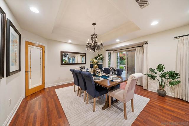 7102 Via Mariposa Norte, Bonsall CA: https://media.crmls.org/mediaz/dee3a9da-f82b-4582-9ef0-871c00054a05.jpg